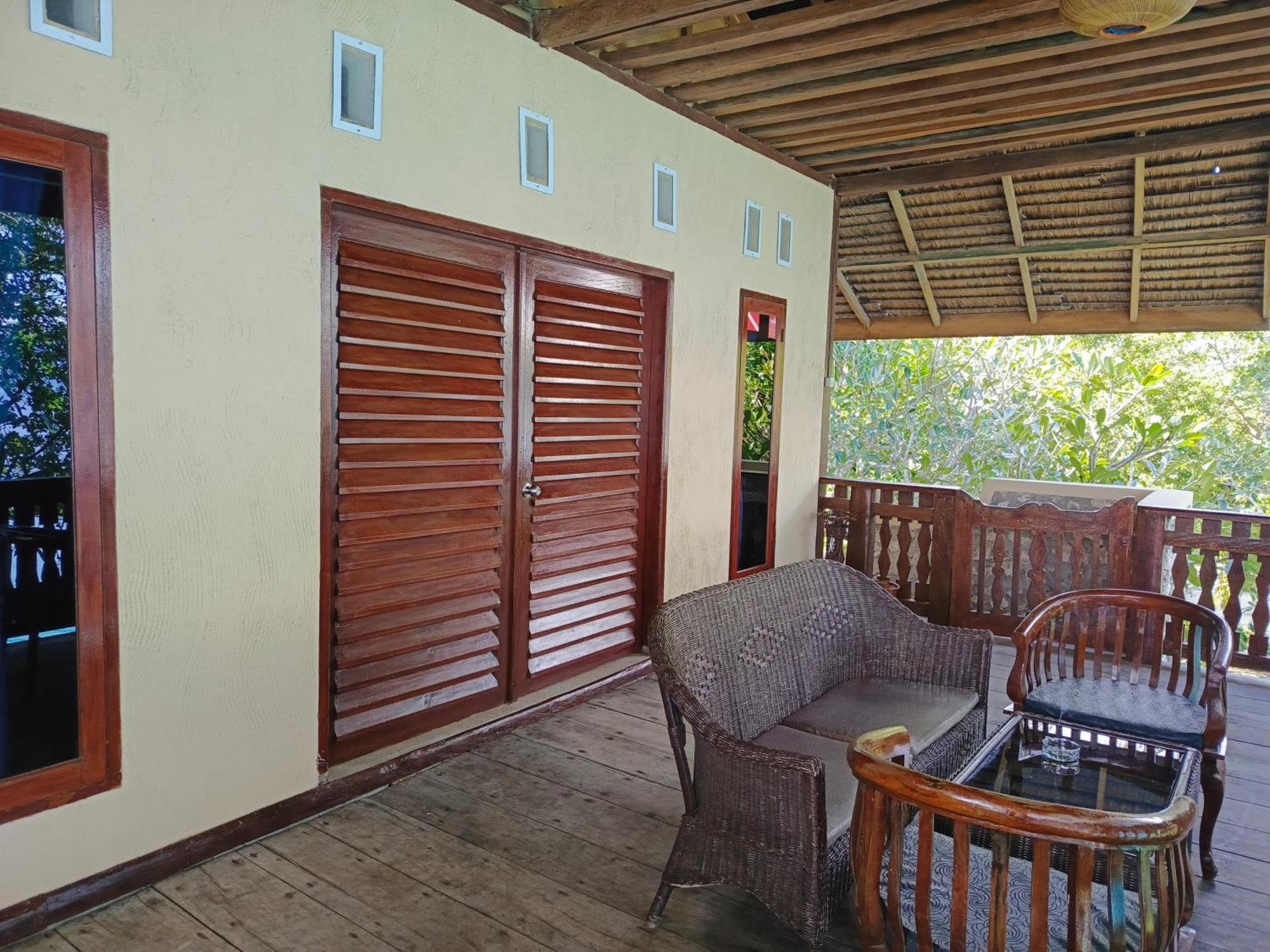 Prince John Dive Resort Donggala Eksteriør billede
